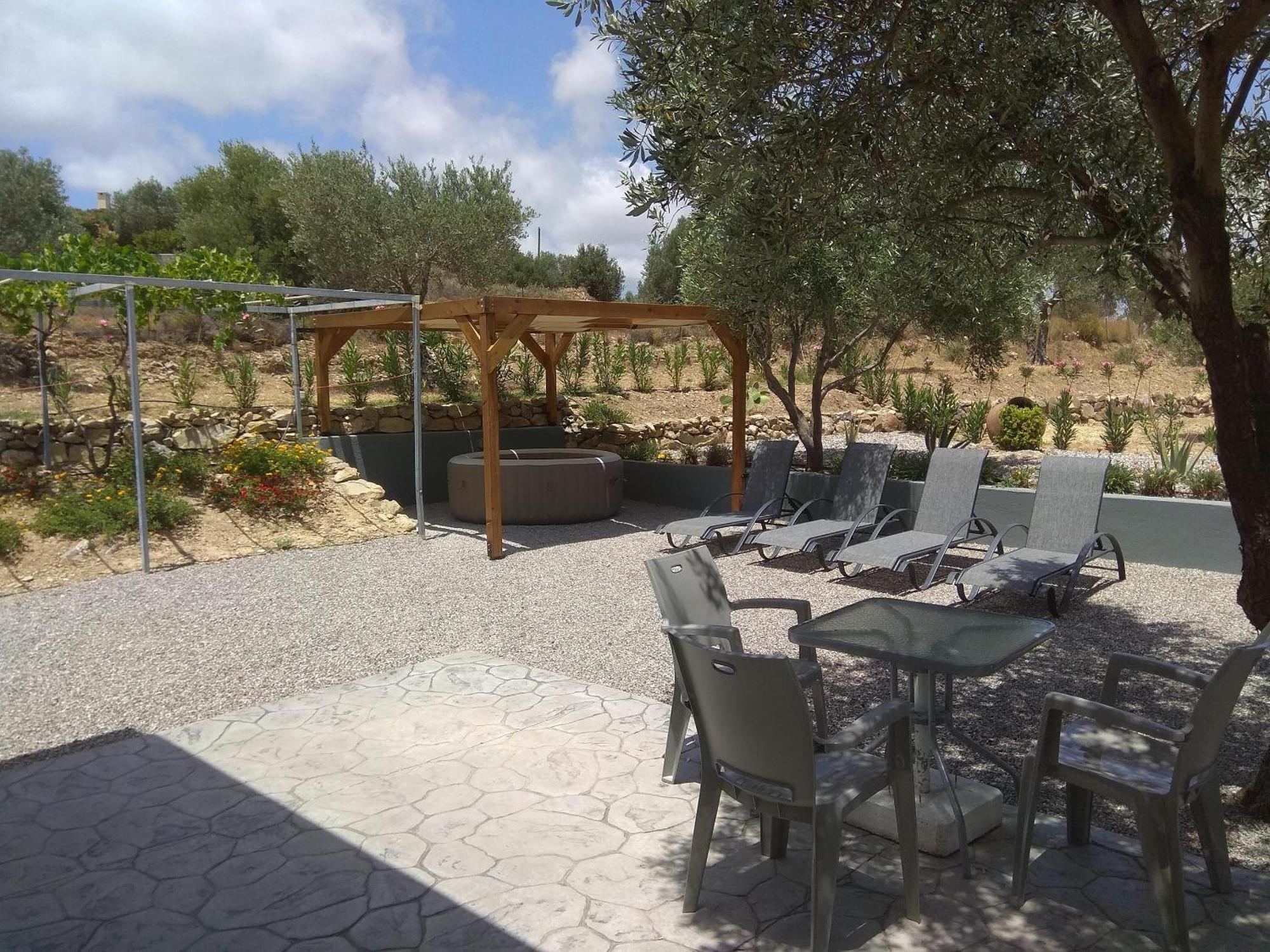 הוילה קלטוס Evgenias Olive House מראה חיצוני תמונה